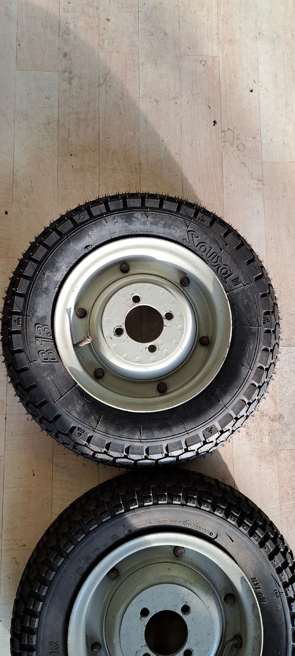 Vespa Tutti pezzi di ricambio per scooter: VESPA Komplettrad 8" – Usato da Füllinsdorf venduto da Borgirosi 3