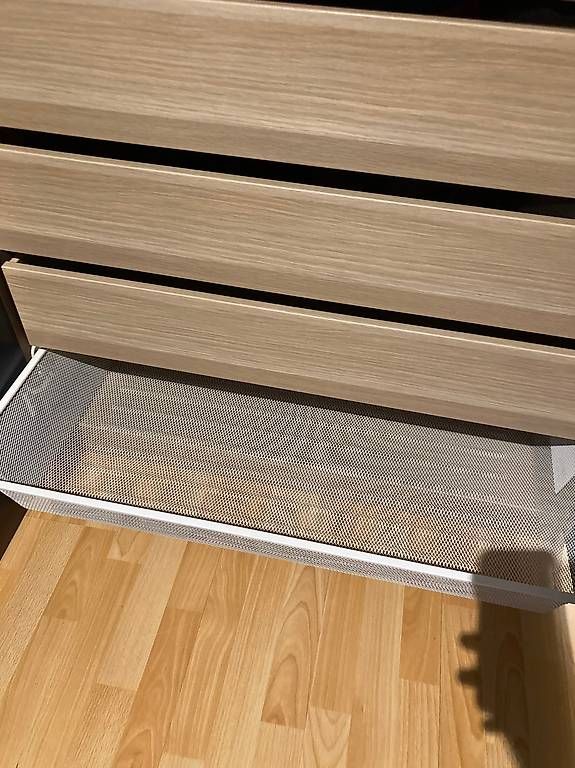 Armadi: PAX 200 (height) x 240 x 60 – Usato da Basel venduto da nic_mwz6 1