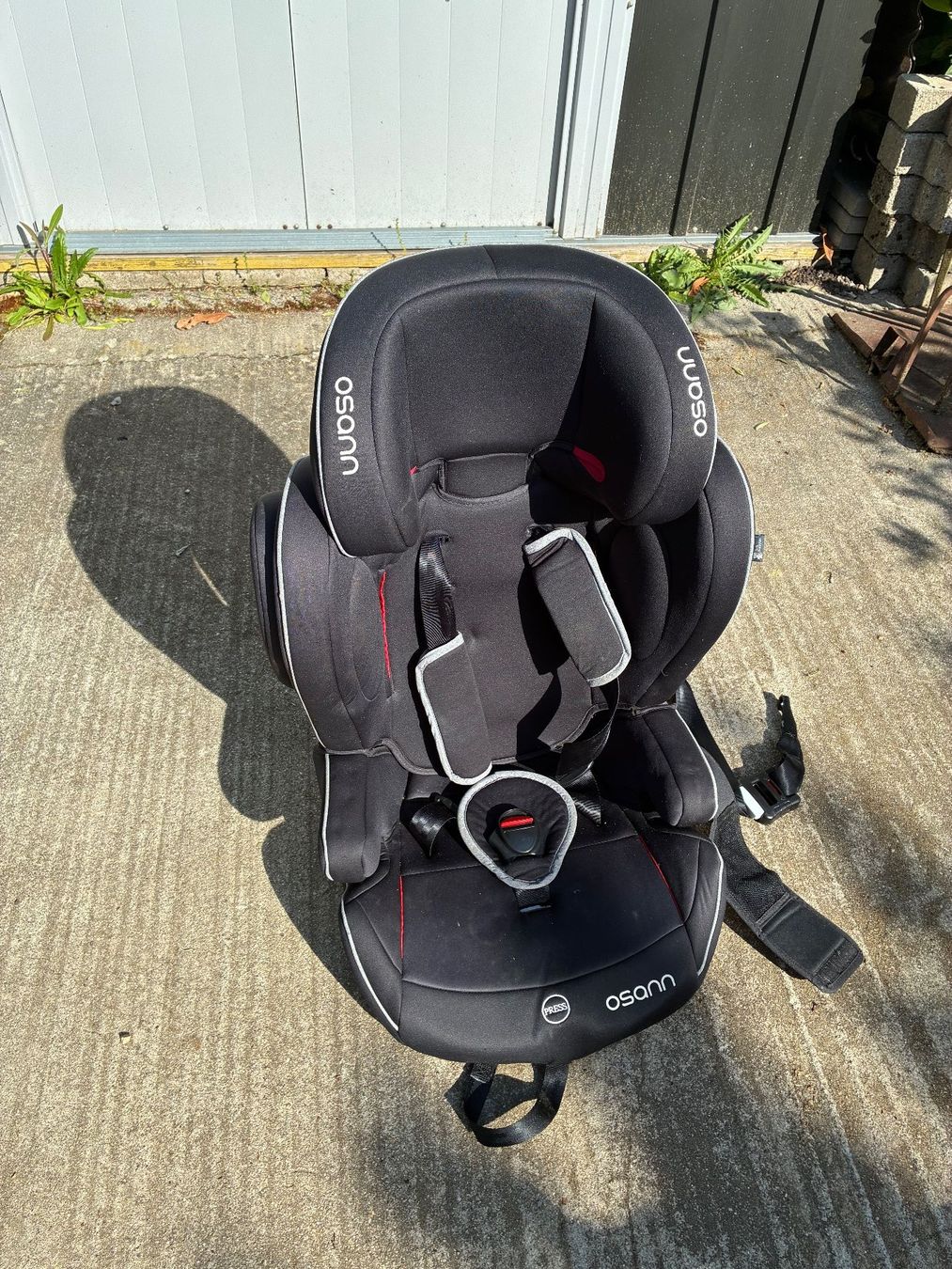 Osann Seggiolini per auto: Siège auto Osann isofix B1 – Usato da Confignon venduto da Gd8