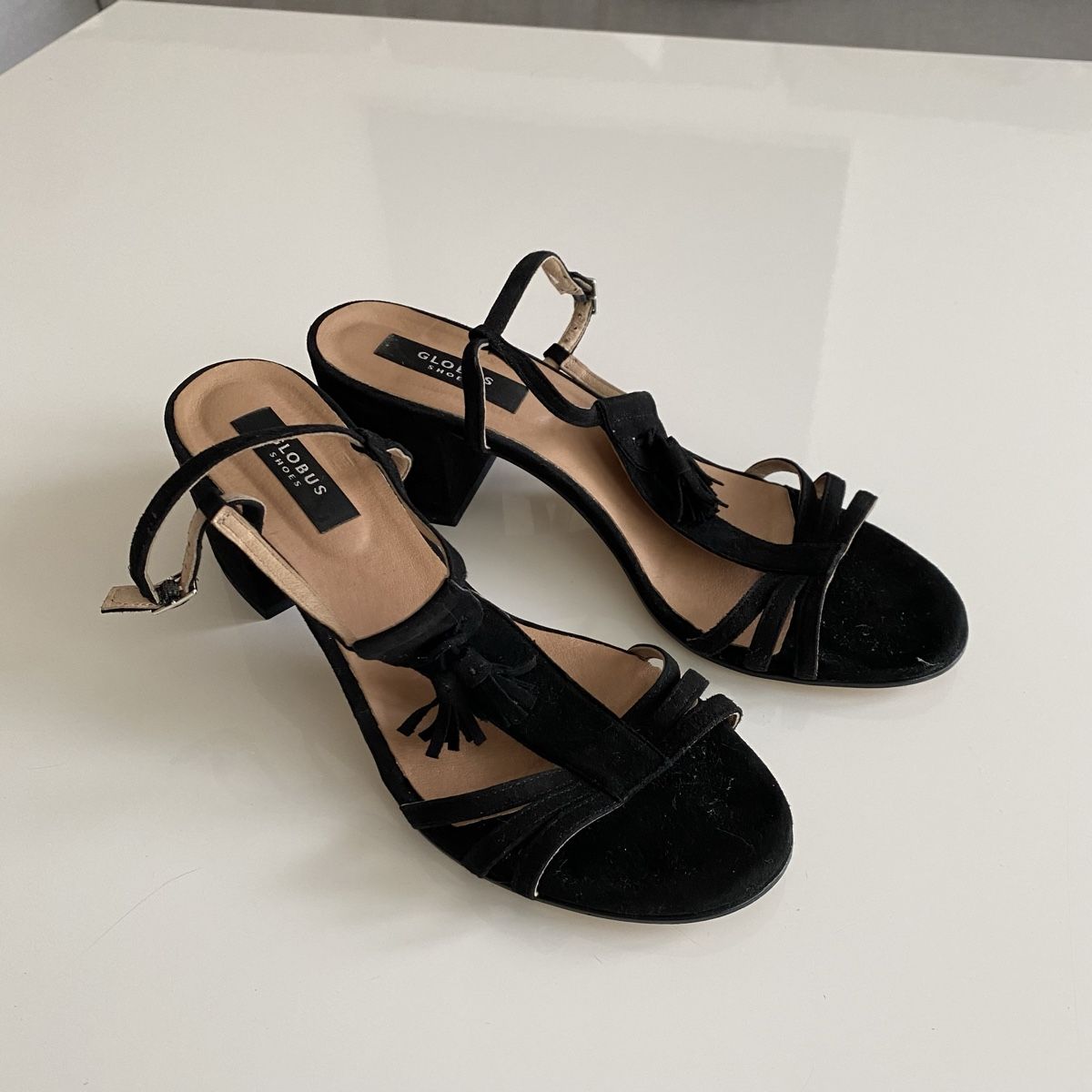 Globus Chaussures femmes: Globus Pumps schwarz, Gr. 41 – D'occasion à Egg b. Zürich par Sophie.ae 1