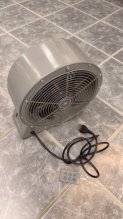 Ventilateurs: Ventilator ayce (gebraucht) – D'occasion à Glarus par noserfabian 3