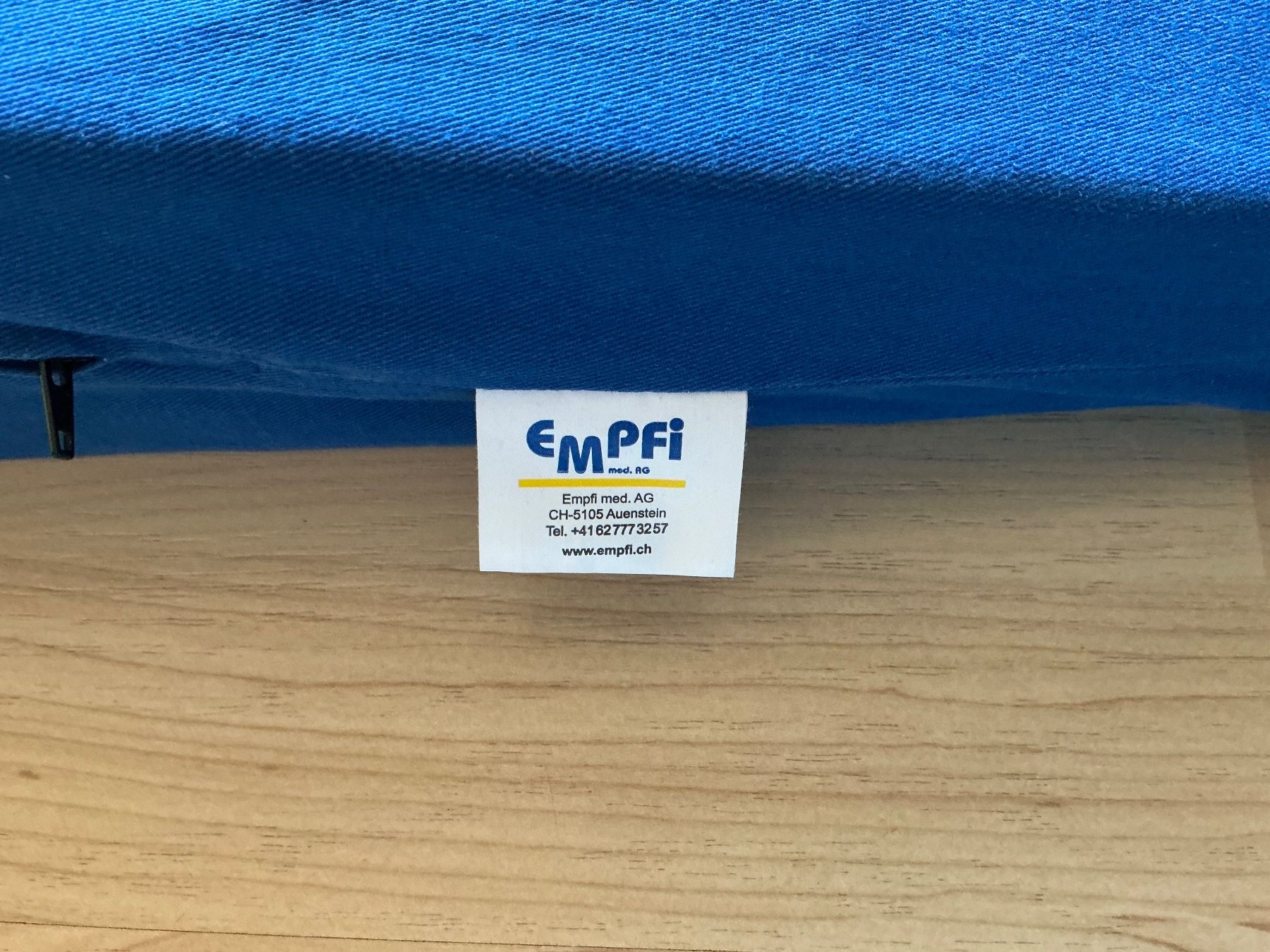 Kissen: Sitzkissen EMPFI blau Keilform – Gebraucht aus Dotzigen von Trucker7 3