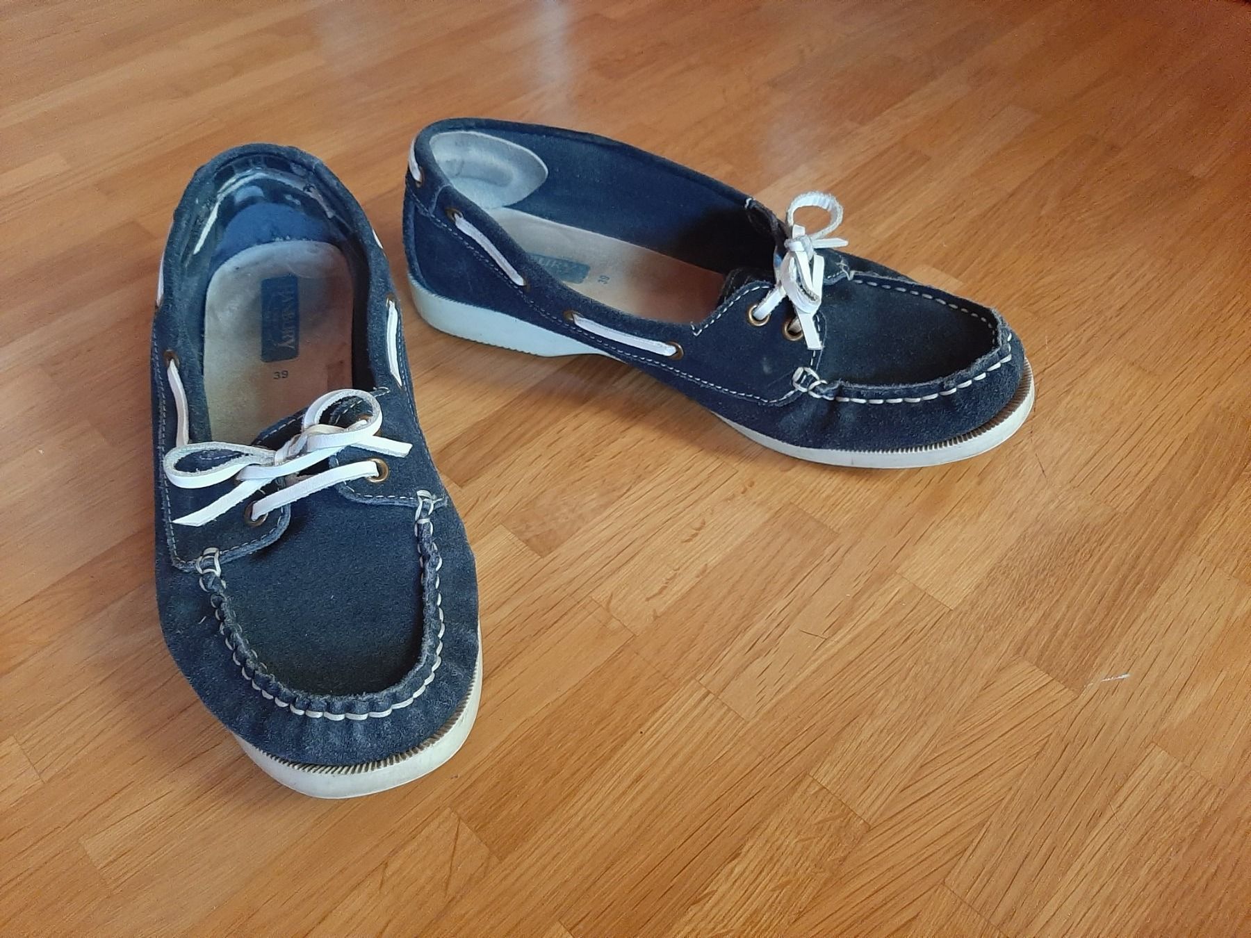 Damenschuhe: Mokassins, Marke Hanbury, Grösse 39 – Gebraucht aus Oberlunkhofen von dreihaselnuesse 1