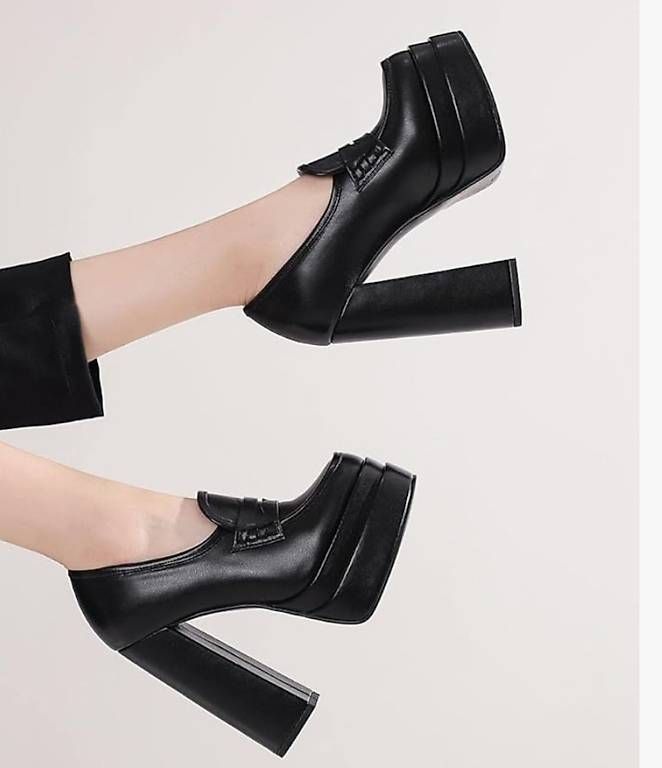 Scarpe da donna: Neue High Heel Plateau Pumps Grösse 39 – Nuovo (secondo la descrizione) da Henggart venduto da Purzel7798 1