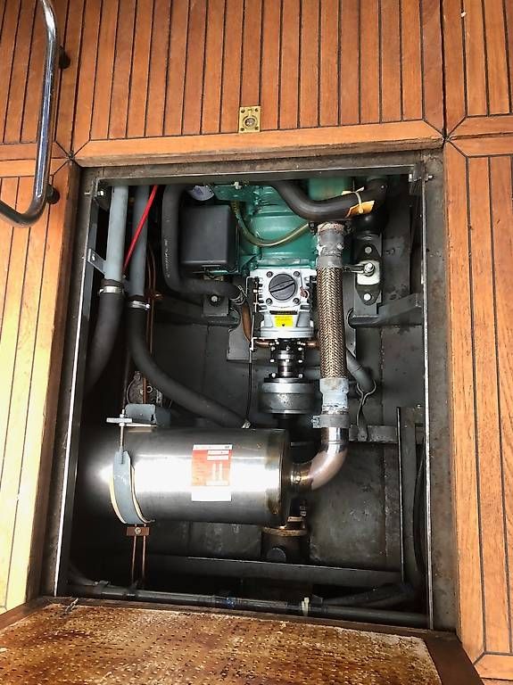 Bateaux: Super van craft 860 – D'occasion à Lausanne par fab_j9l2 1