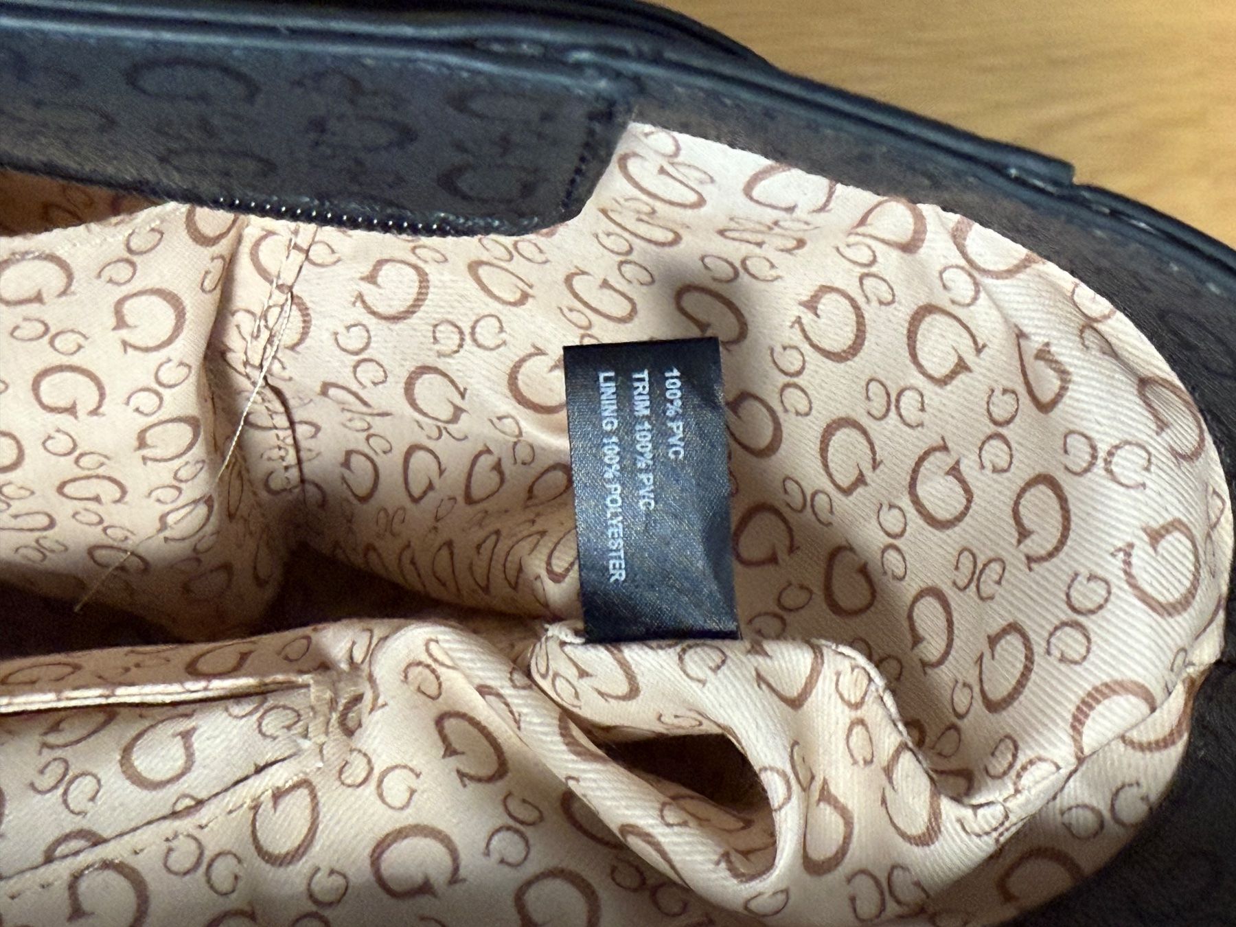 Sacs femmes: Handtasche Guess – Neuf (Voir description) à Lufingen par Ann_Katrin 2