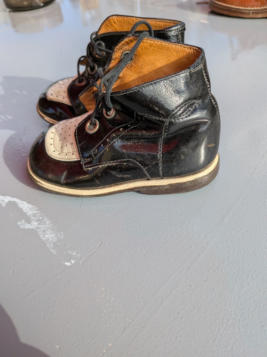Scarpe per ragazze: Kinderschuhe 60-Jahre  – Usato da Künten venduto da sheila017 1
