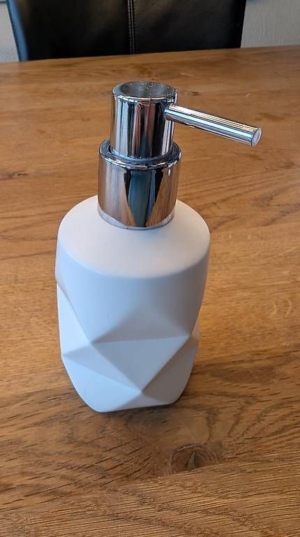 Cestini per rifiuti: Badezimmer Accesoire-Set – Usato da Wollerau venduto da AJnglin 3