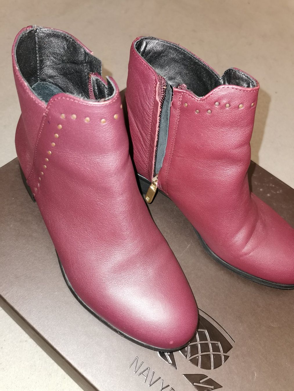 Navyboot Damenschuhe: Navyboot Leder halbstiefeletten, neu Damen 36 – Gebraucht aus Effretikon von Movie99 6