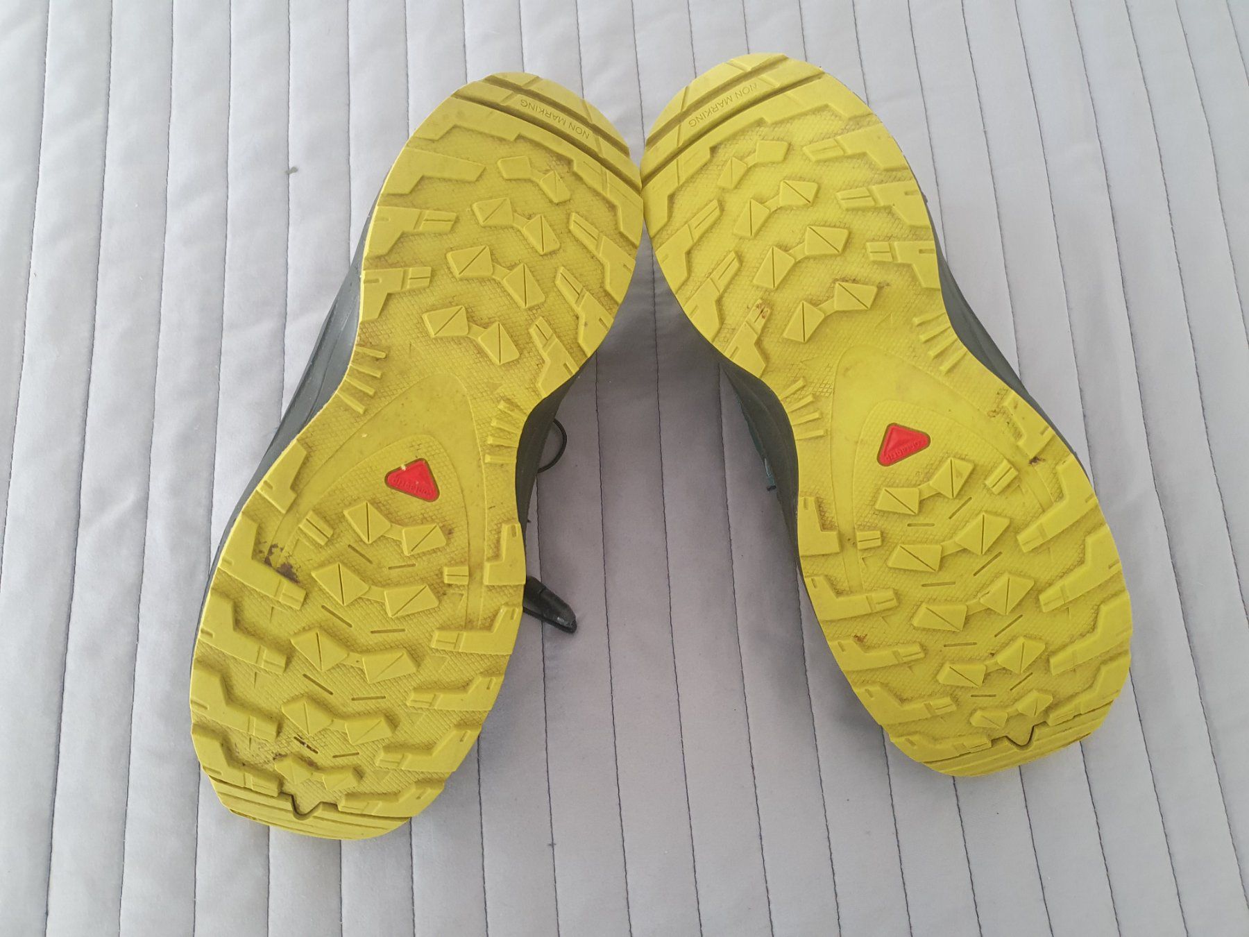 Scarpe da uomo: Schuhe Salmon Gr.38 getragen – Usato da Volketswil venduto da gloriamundi 1