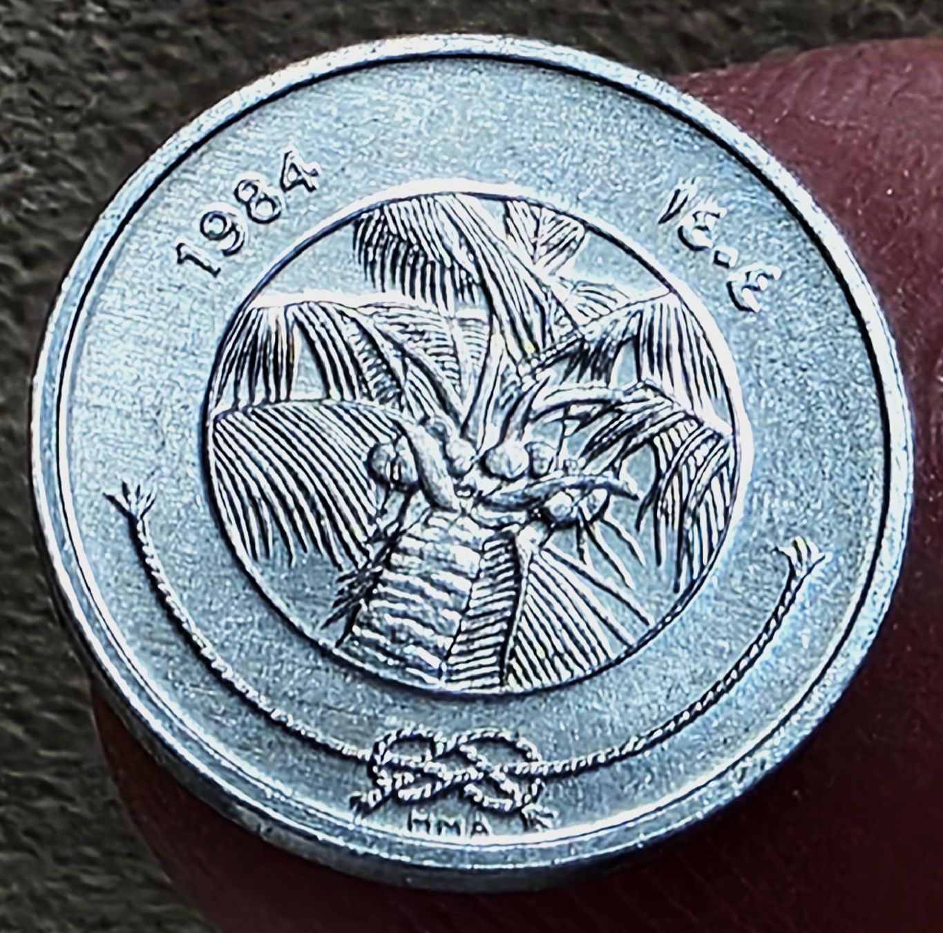 Tutti le monete: MALEDIVEN 1 LAARI 1404/1984 – Usato da winterthur venduto da CoinPassion