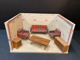 Vintage Puppenstube, Puppenhaus mit 6 Tlg. Puppenhausmöbel