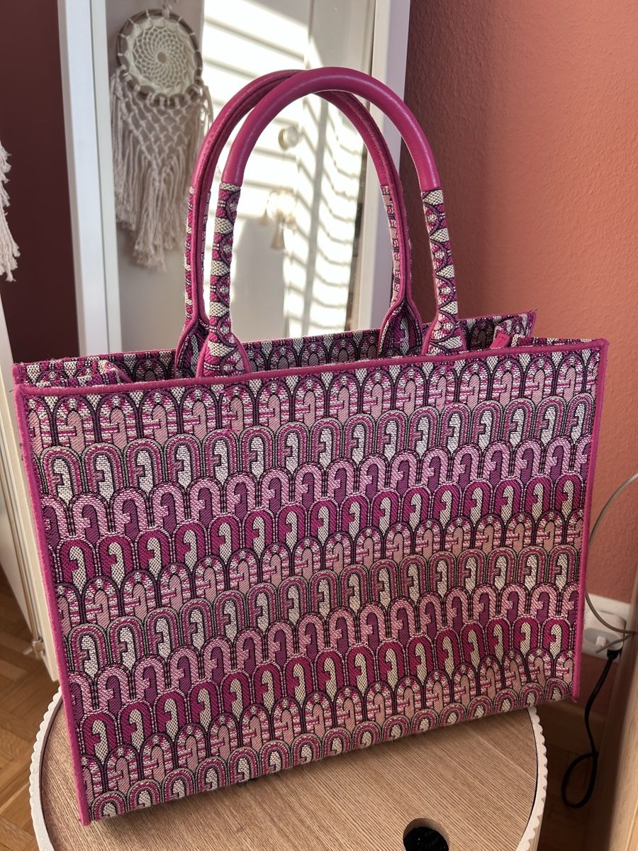 Furla Sacs femmes: Sac opportunity L Furla – Neuf (Voir description) à Genève par mar_79fk