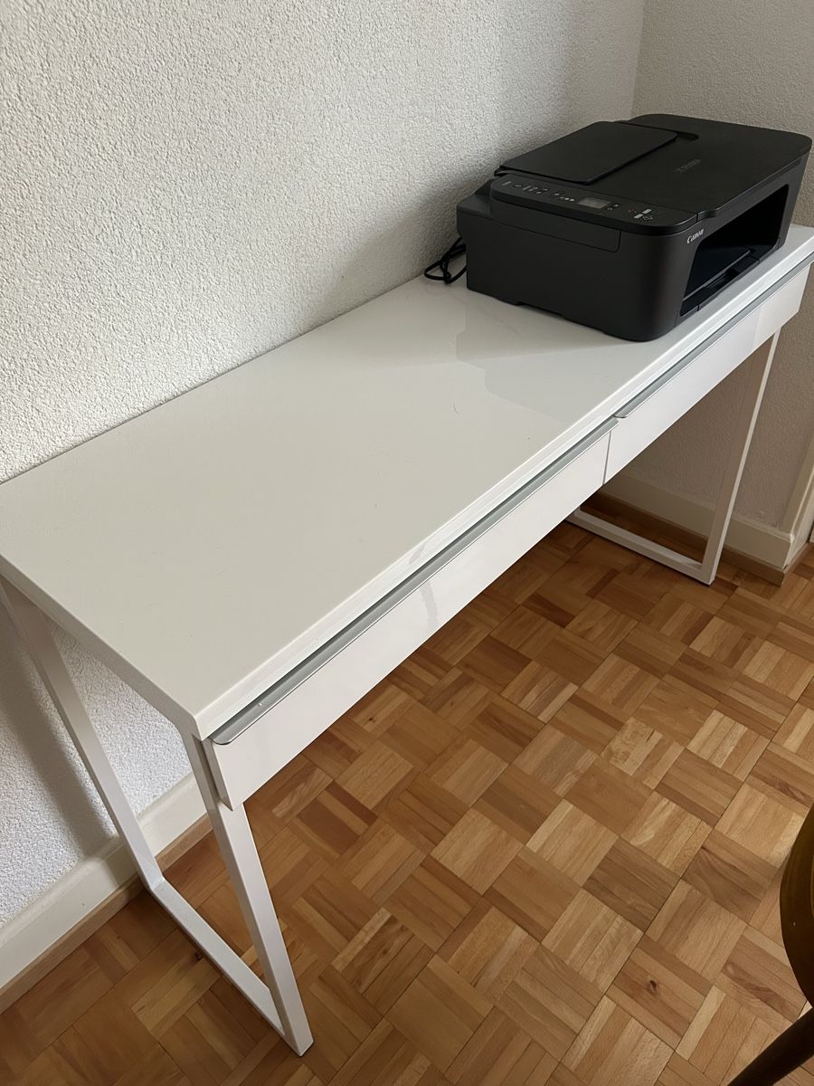 Scrivanie: Bureau blanc IKEA – Usato da Lausanne venduto da bra_f6tk 2