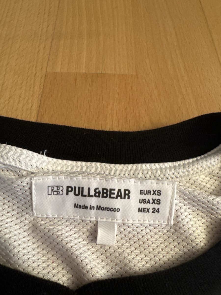 Pull&Bear T-Shirts: Pull&Bear T-shirt – Neu (gemäss Beschreibung) aus Uzwil von ale_27xy 1