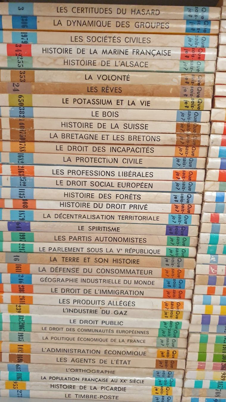 Libri: Que sais-je ? (env. 100 exemplaires) – Usato da Les Bayards venduto da YanBur 1