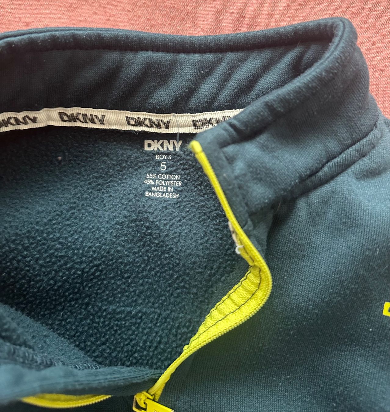 DKNY Maglioni & Felpe: Sportliches Sweatshirt DKNY – Usato da Dürrenroth venduto da tvy_bh56 2