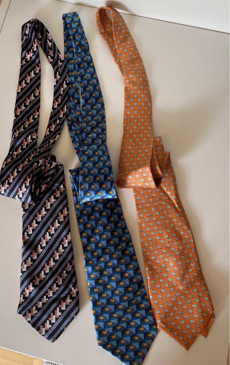 Cravates: 3 Krawatten Lanvin & Hermes – D'occasion à Sarnen par Paris99