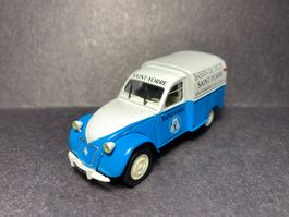 Citroën 2CV Kastenwagen Saint-Yorre Eau Minérale NOREV 1:43