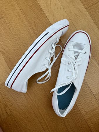 White Converse All Star sneakers size 41