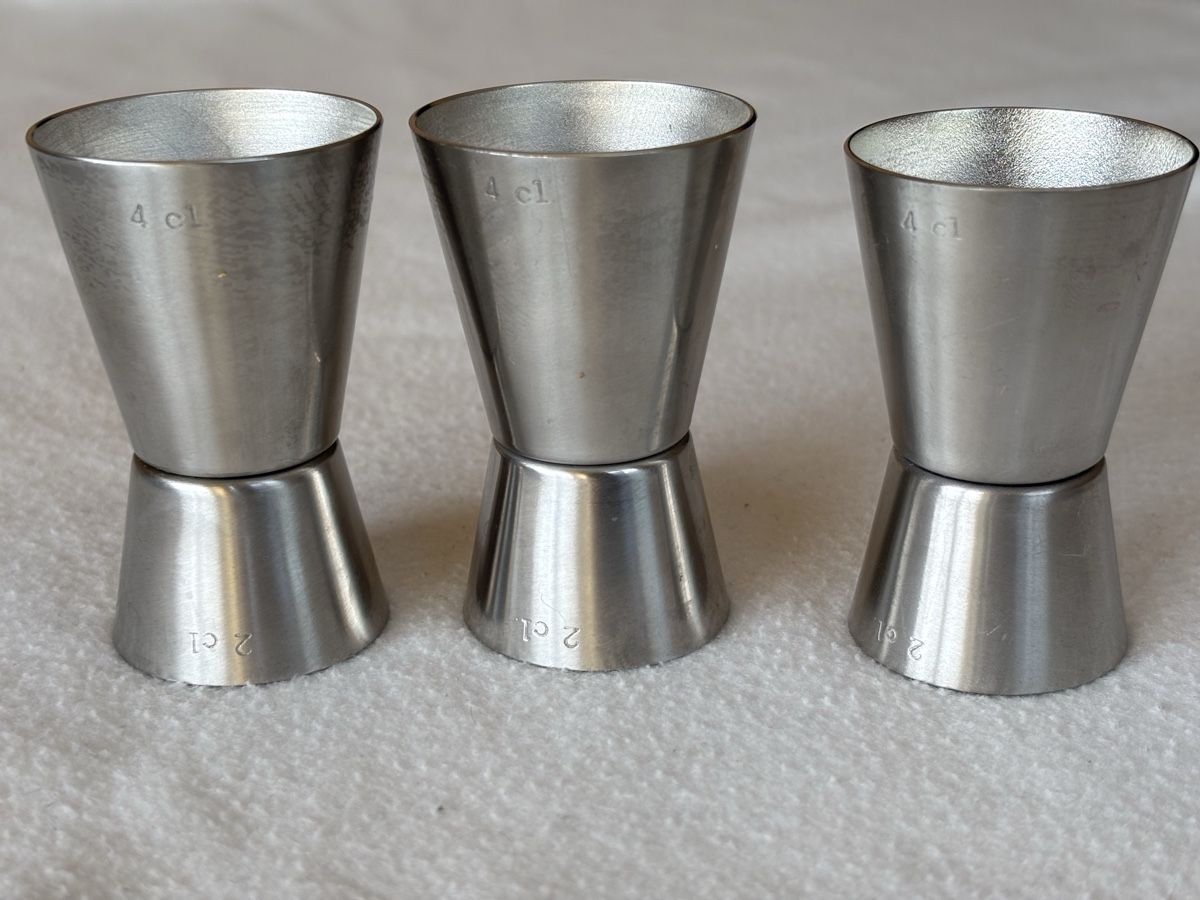 Alessi Geschirrsets: Alessi Schnaps Becher   – Gebraucht aus Zürich von 9309dc 1