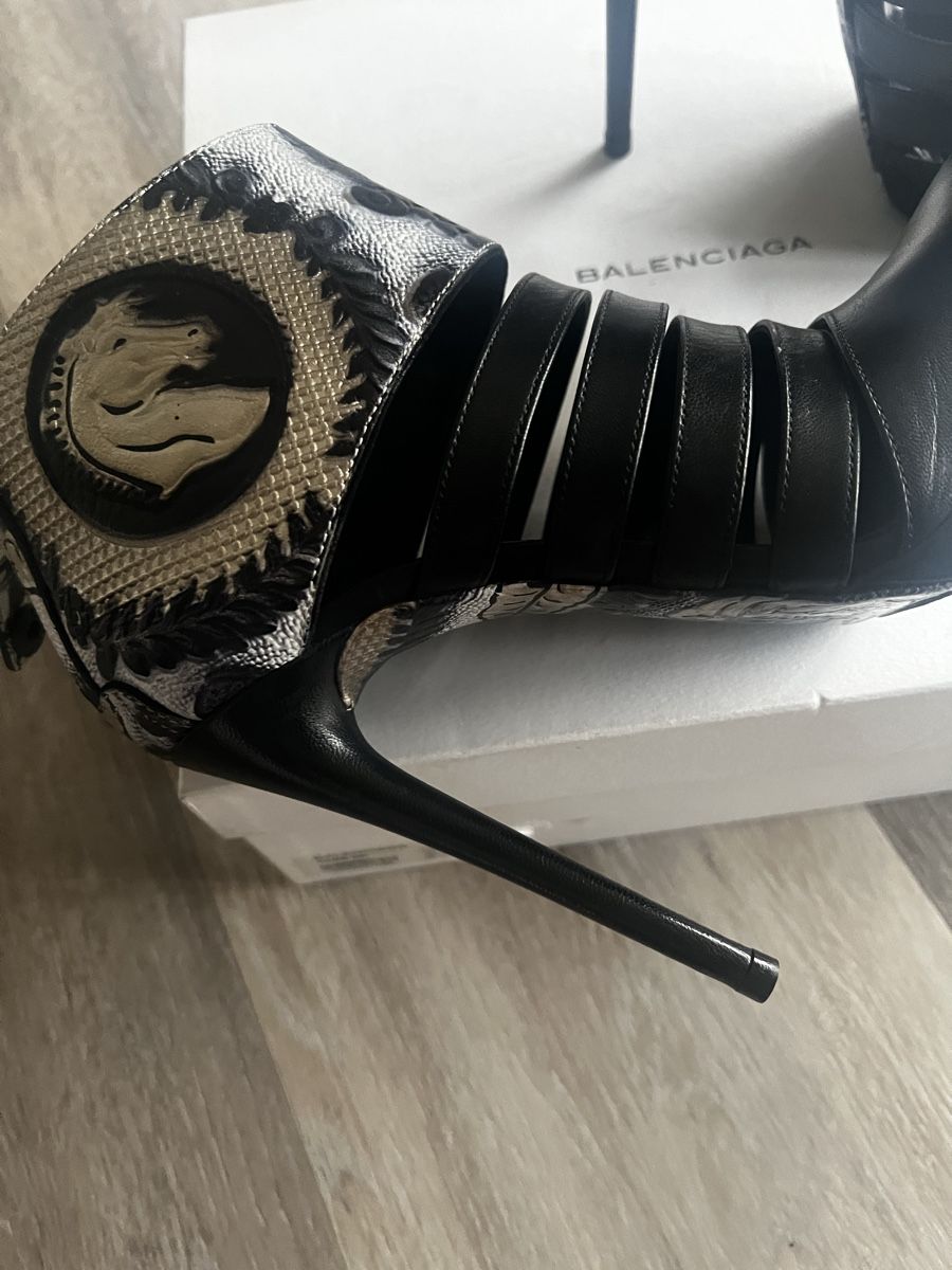Balenciaga Scarpe da donna: Chaussure Balenciaga T 37 neuve – Nuovo e nell'imballaggio originale da Peseux venduto da camosport 4