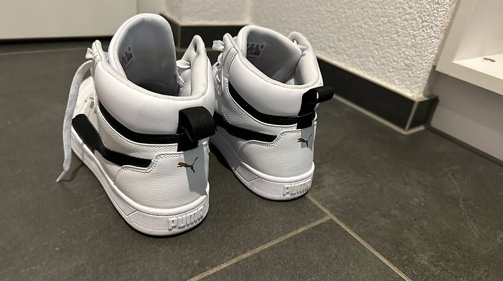 Puma Scarpe da uomo: Puma Caven 2.0 Mid Sneakers Grösse 43 – Usato da Düdingen venduto da Emphilly 1