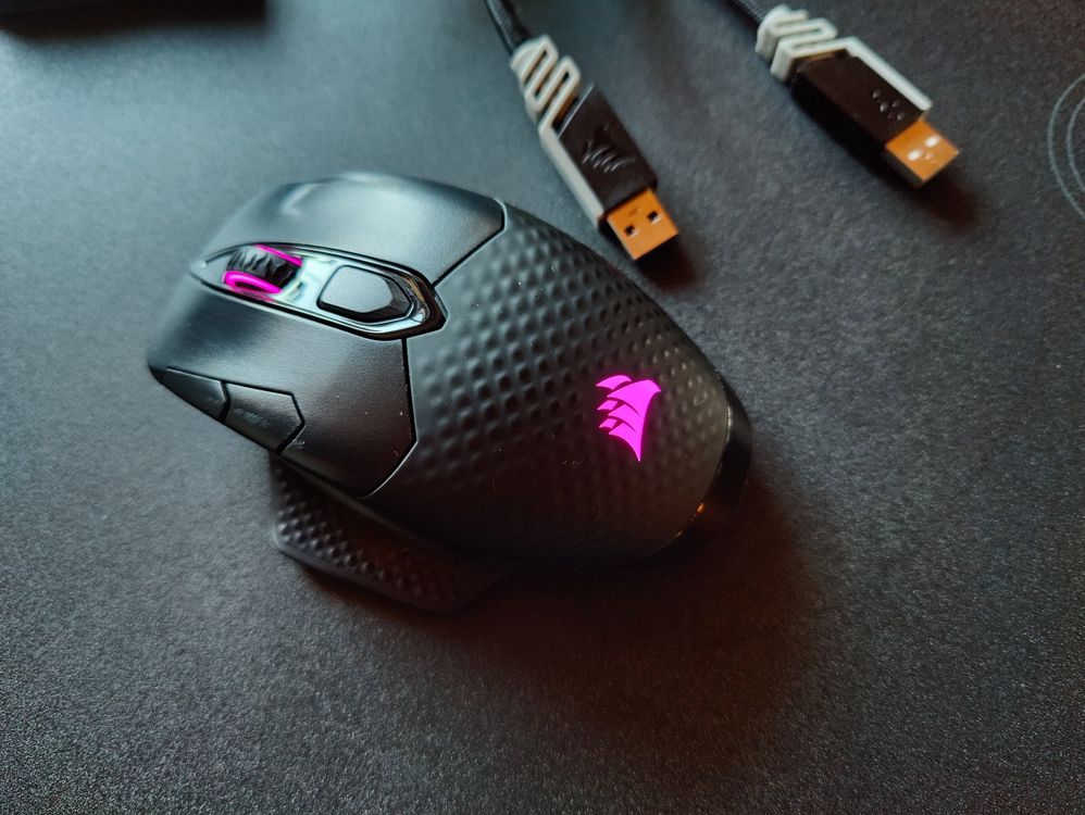 Dark Core SE RGB Qi Mouse + MM 1000 Pad (Gebraucht) in Bachenbülach für ...