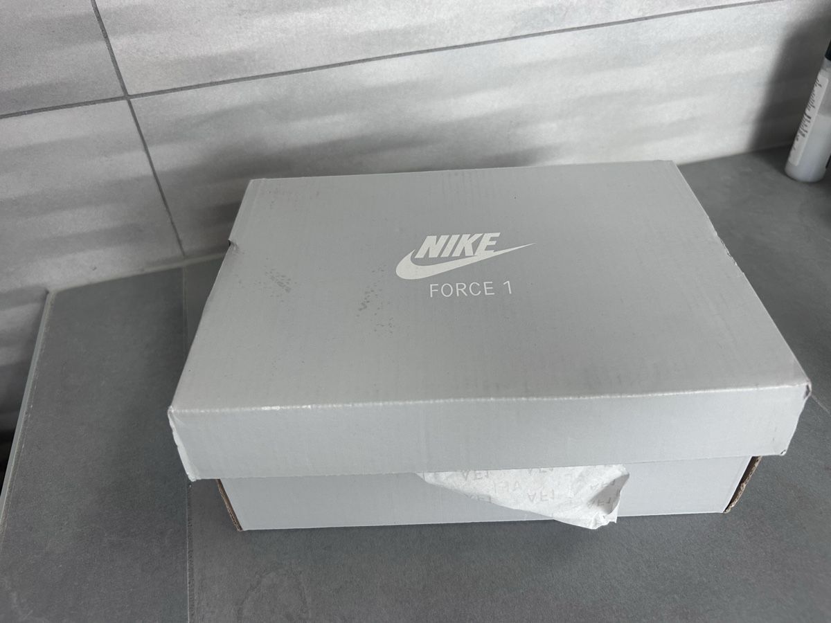 Nike Schuhe für Jungen: Nike force1 bambino 26 – Neu und originalverpackt aus Piazzogna von Super-V 4