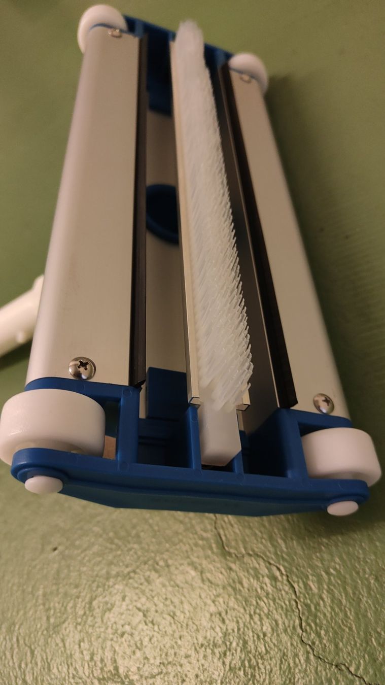 Accessori per Piscine: Poolreiniger  Neu – Nuovo e nell'imballaggio originale da Buchs SG venduto da Spidy999