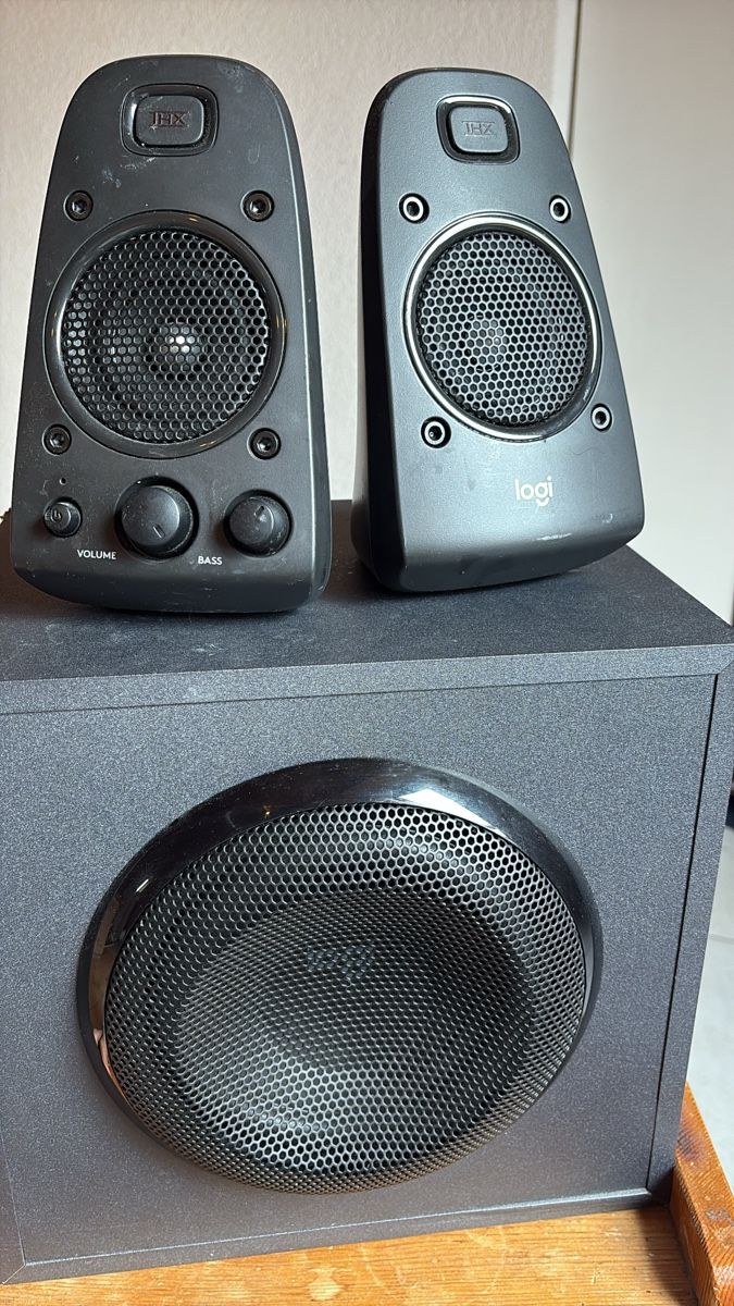 Logitech Casse acustiche: Logitech Box Z625 – Usato da Wynigen venduto da ala_p2k6 2