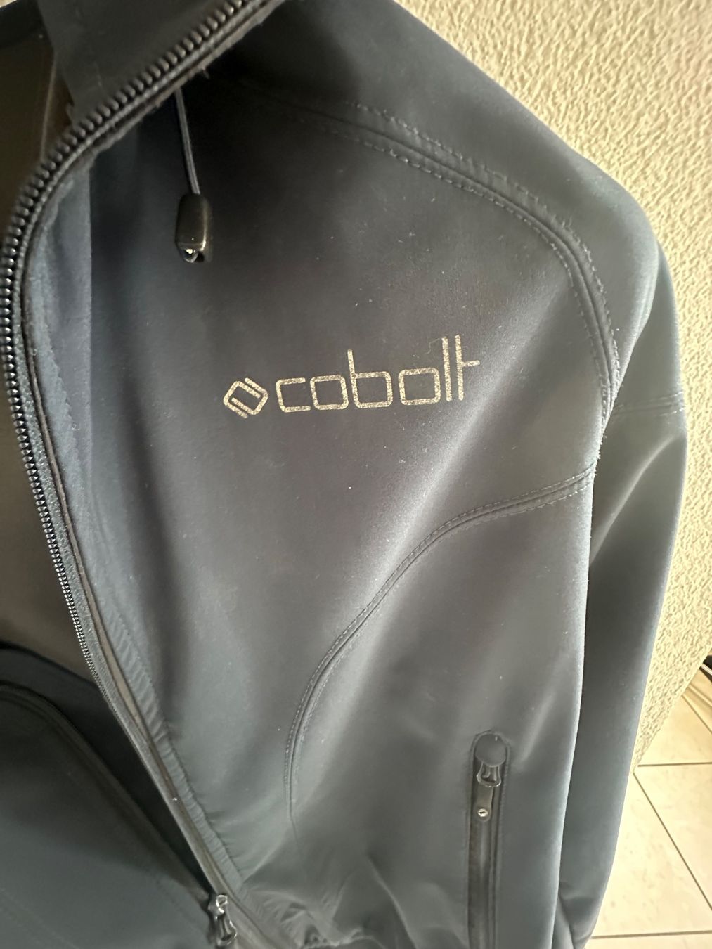 Giacche: Cobolt Softshell Hoodie Gr.M Schweden – Usato da Oberwil BL venduto da Nileferd 3
