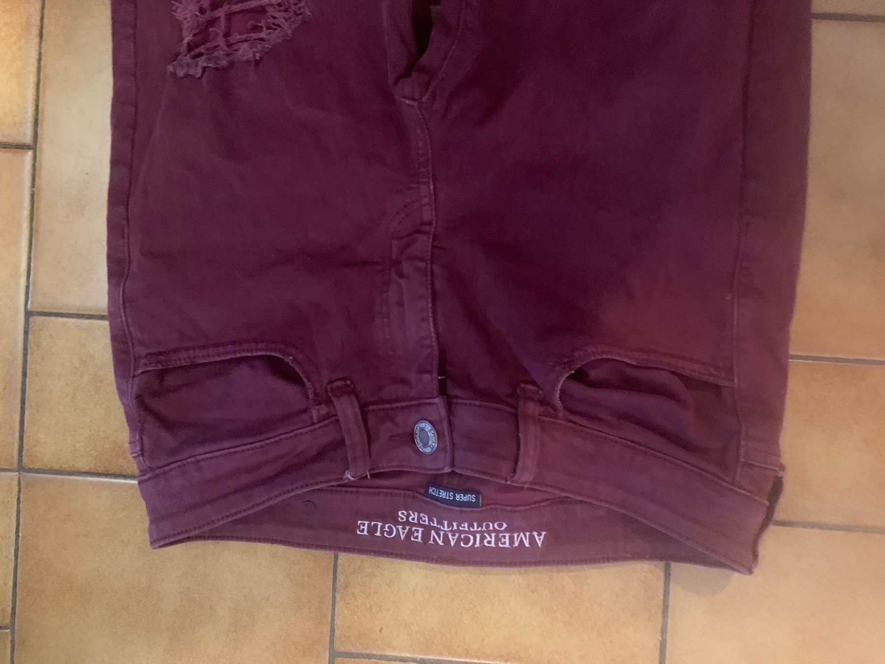 Jeans: Pantalon American eagle Taille 36 – D'occasion à Veyrier par kimedovapa