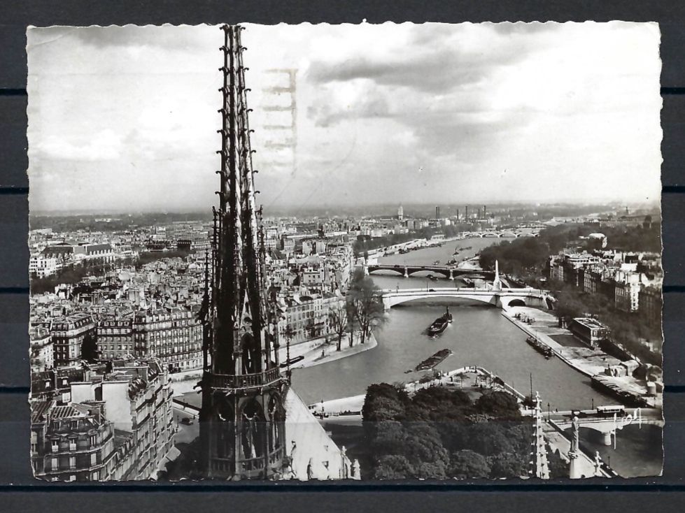 Cartoline postali: Postkarte Paris - Notre-Dame - 1949 – Usato da Bronschhofen venduto da Imsr