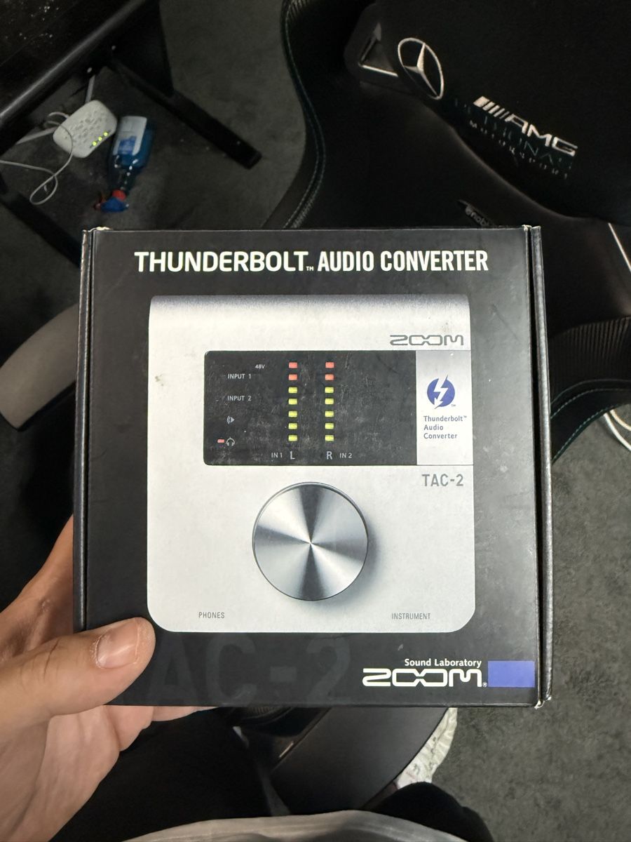 Zoom Equipement studio: Zoom TAC-2 Thunderbolt 2 Audio Converter  – D'occasion à Rain par grmv