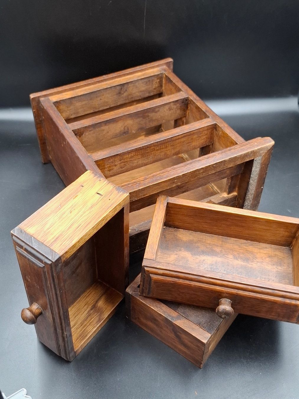 Dosen: Antike 1900 Mini Kommode aus Eiche rustikale Schmuckkästchen – Gebraucht aus Zürich von bruzolda 6