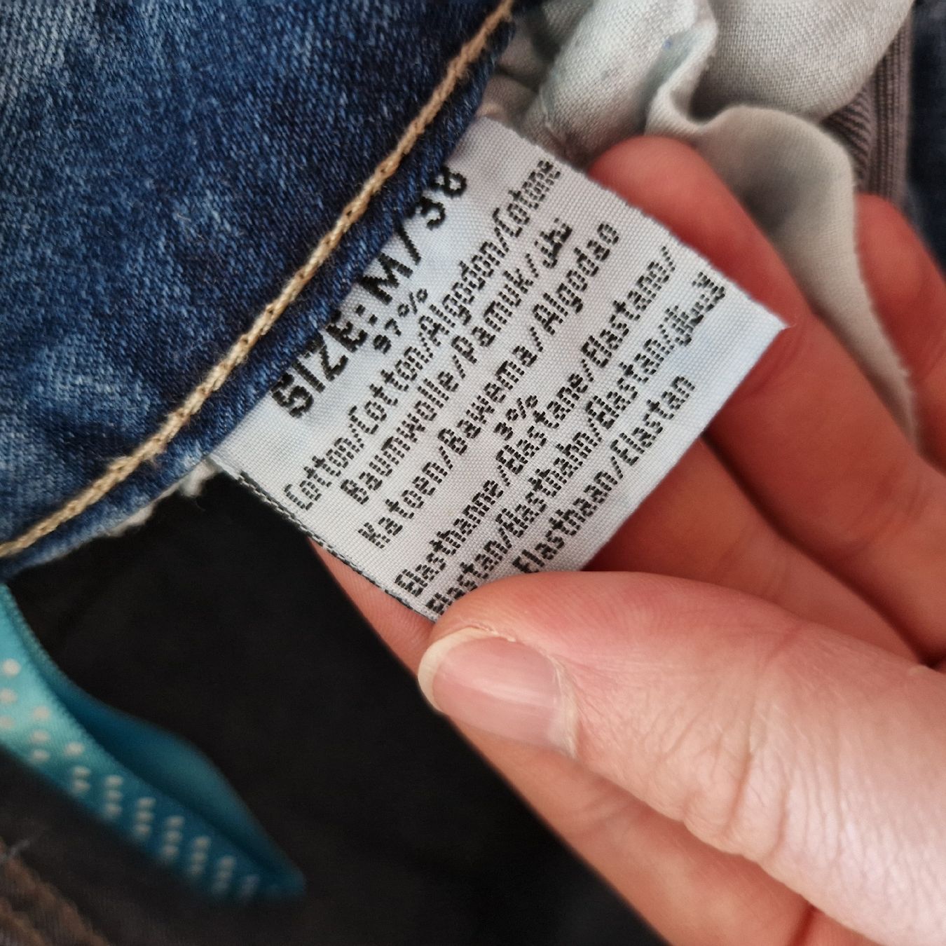Jeans: Coole destroyed Jeans mit Spitze, Grösse S – Nuovo (secondo la descrizione) da Nendeln venduto da witr_gliabt 5