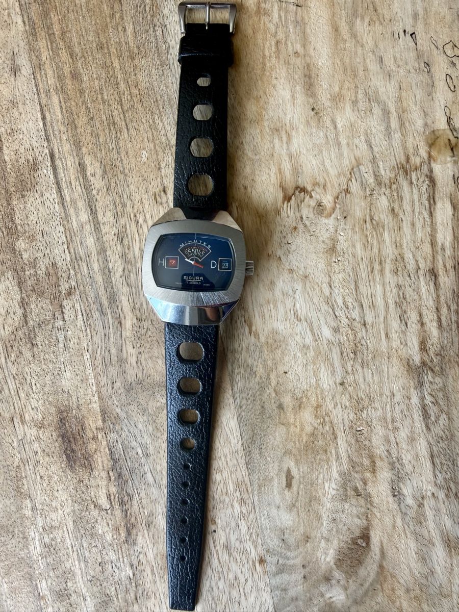 Sicura Orologi: Sicura Jump Hour – Usato da Matzendorf venduto da TITUs_ 4