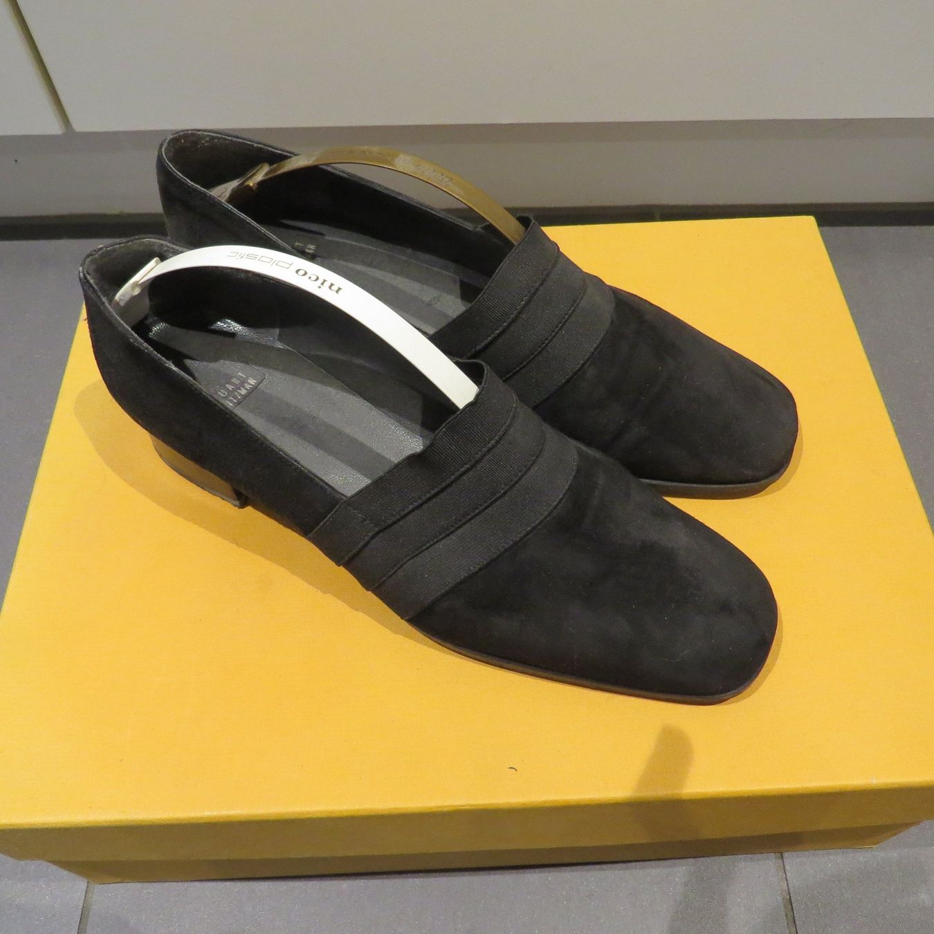 Stuart Weitzman Scarpe da donna: Stuart Weitzmann Schuhe Grösse 38 – Nuovo (secondo la descrizione) da Einsiedeln venduto da rotgypsy1969
