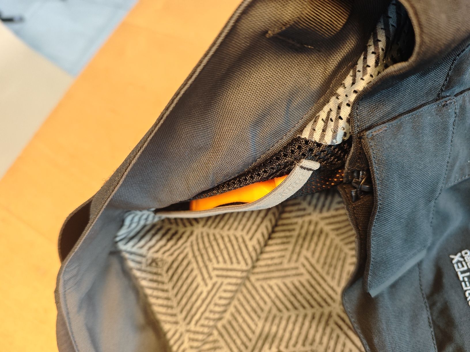 Klim Pantaloni: Motorradhose – Usato da Gelterkinden venduto da web346p2 7