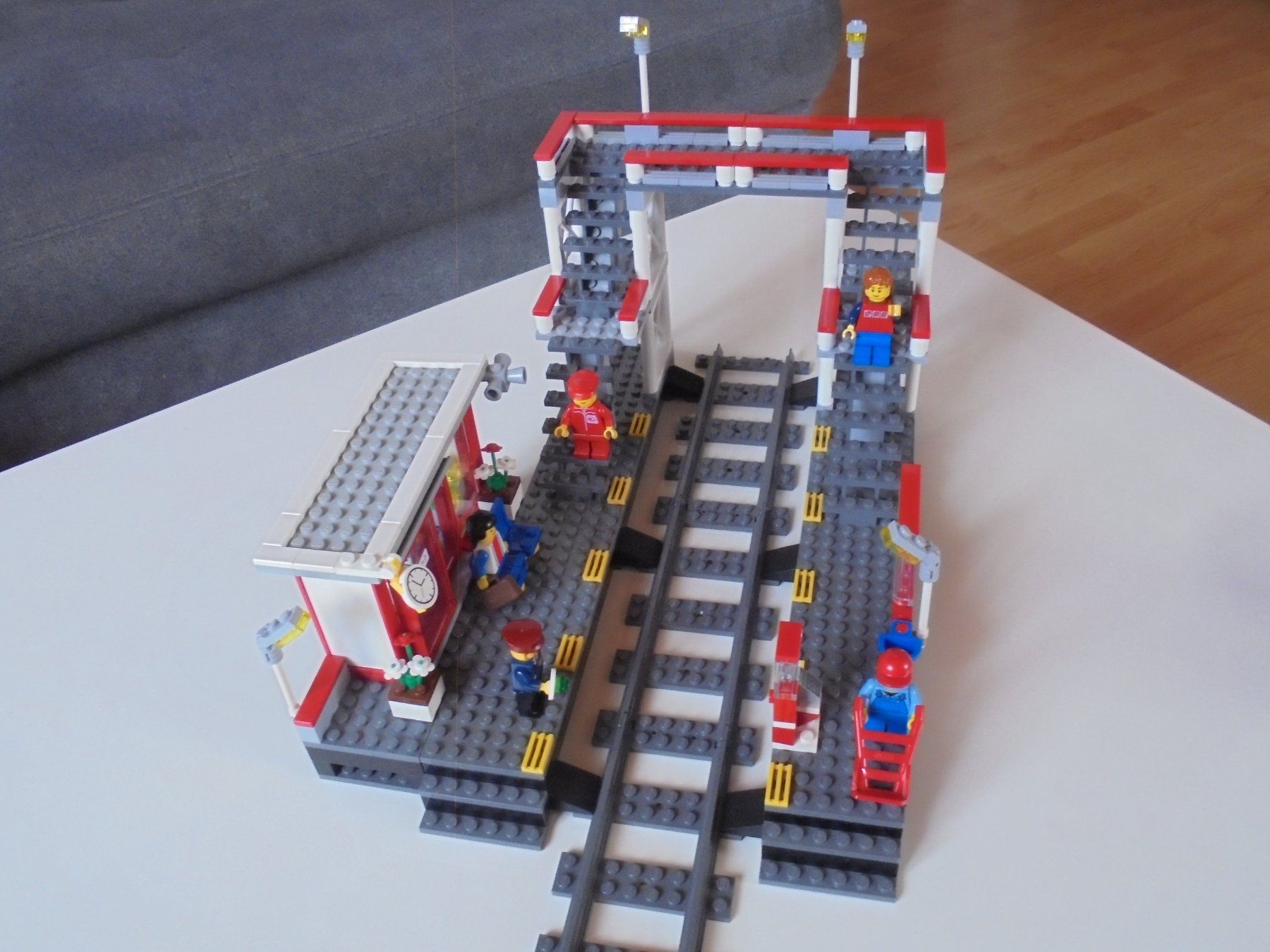Lego Giocattoli: LEGO - EISENBAHN - BAHNHOF - 7937 – Usato da Gelterkinden venduto da ajdt4 1