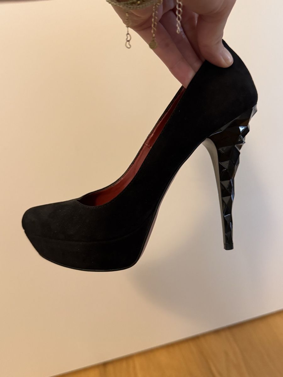 Scarpe da donna: Schwarze High Heels – Usato da Lenzburg venduto da CelinaS01
