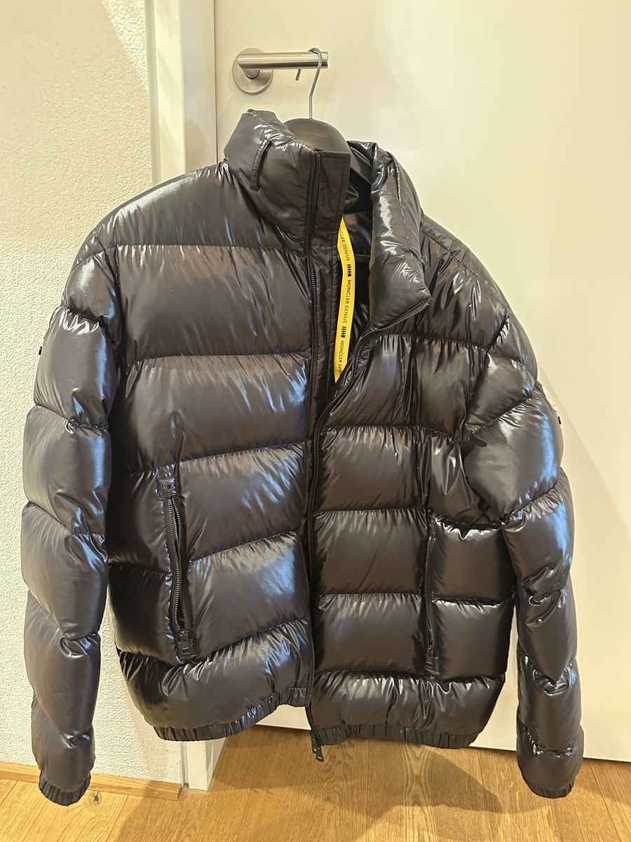 Moncler Giacche: Moncler Genius Down Jacket, Shiny Black, Men's Size 3 – Usato da Malans venduto da hype99