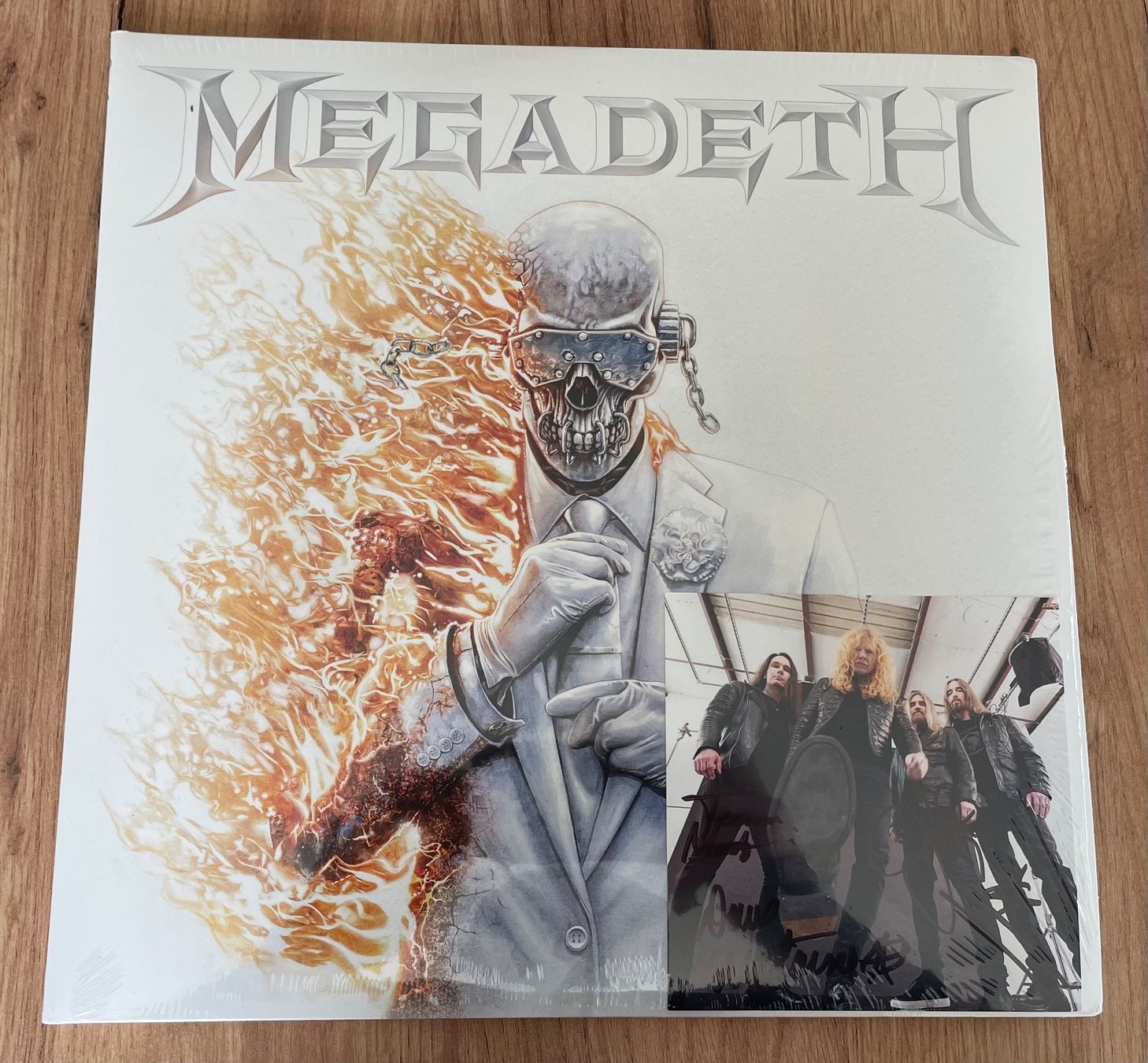 Dischi in vinile: Megadeth - Same Vinyl Red/Blue Ghostly Lp Signiert – Usato da Endingen venduto da Oermi