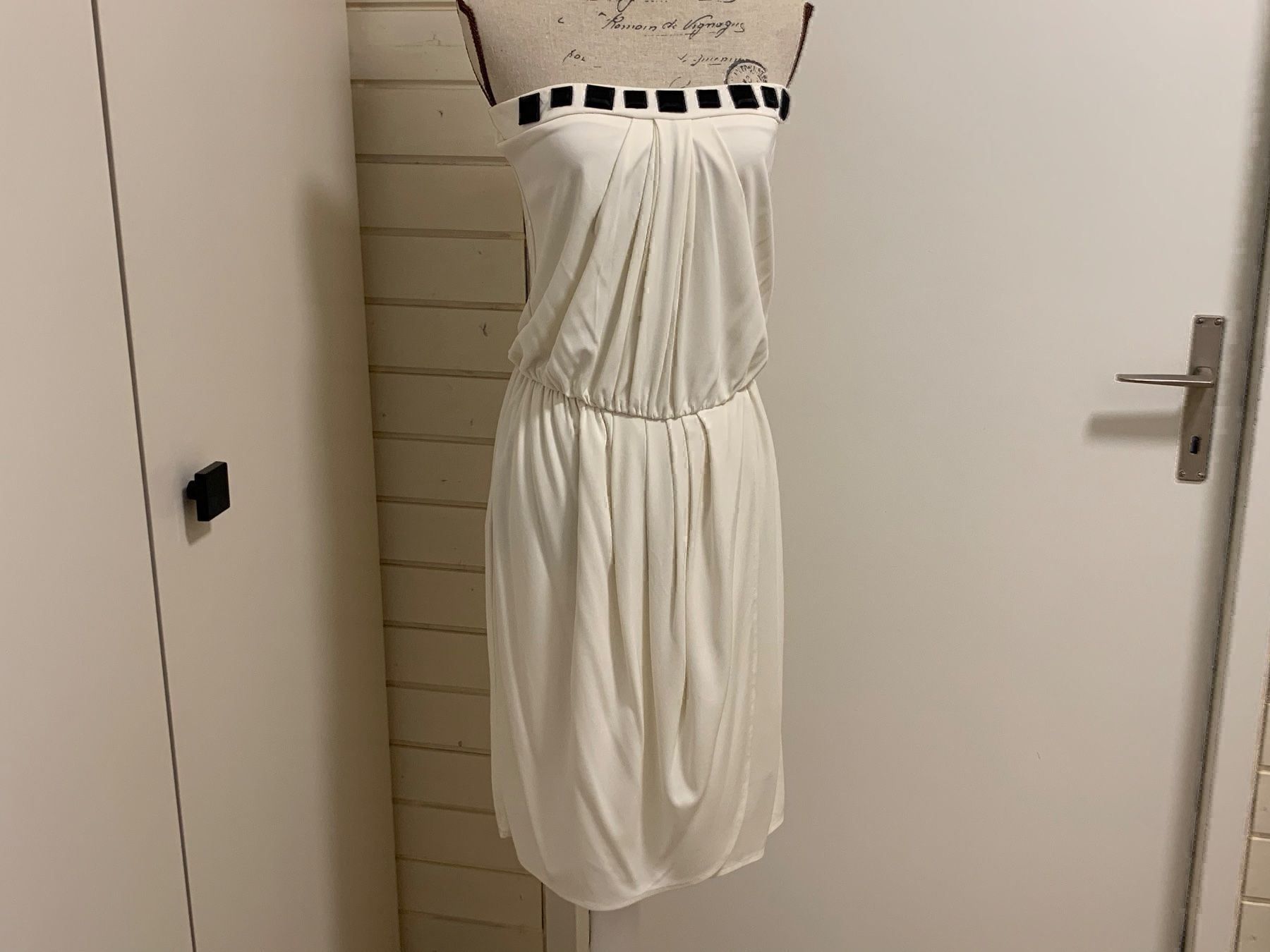 Mango Vestiti: Mango Kleid beige Gr. M – Usato da Aarau venduto da Obdulia