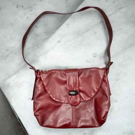 Sac à bandoulière Tatiana Pelletterie cuir détails bakélite