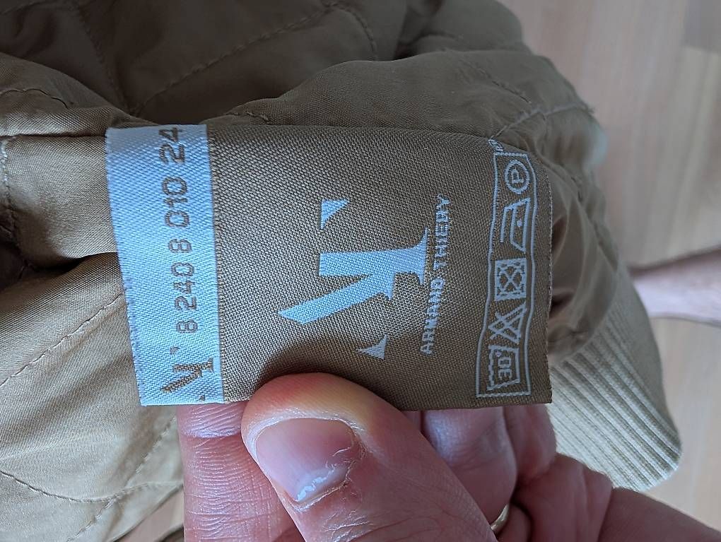 Giacche: Veste beige Armand Thierry  – Usato da Neuchâtel venduto da riv_j7c8 2