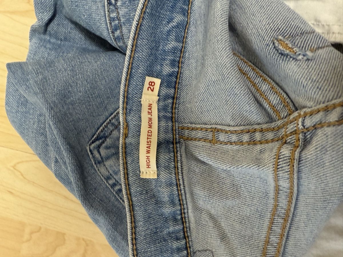 Levi's Jeans: Neue Levis Jeans Gr28 – Nuovo (secondo la descrizione) da kollbrunn venduto da veronic.h 1