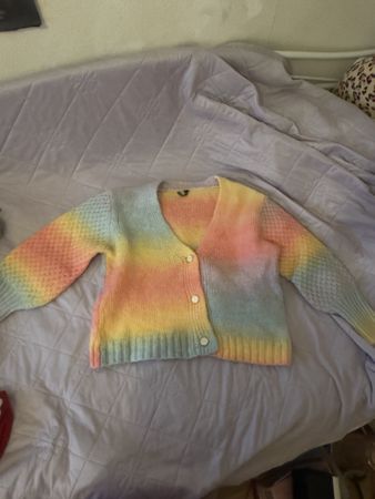 Strickjacke mit Farbverlauf Grösse L-XL guter Zustand