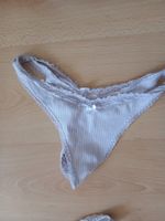 String-Tanga gestreift mit Spitze hellgrau guter Zustand